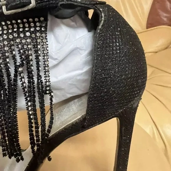 Stuart Weitzman Onfiresong Black Crystal Fringe Sandal Heels - Picture 6 of 8